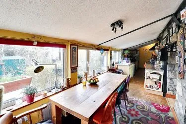 Turf Cottage, Llanelly Hill, Abergavenny, Gwent, NP7 0NU