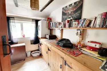 Turf Cottage, Llanelly Hill, Abergavenny, Gwent, NP7 0NU