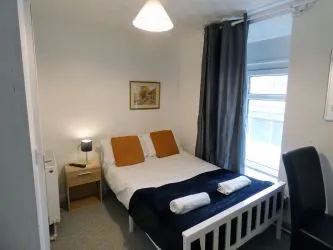 17-18 Bridge Street, Troedyrhiw, Merthyr Tydfil, Mid Glamorgan, CF48 4DT