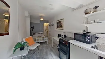 17-18 Bridge Street, Troedyrhiw, Merthyr Tydfil, Mid Glamorgan, CF48 4DT