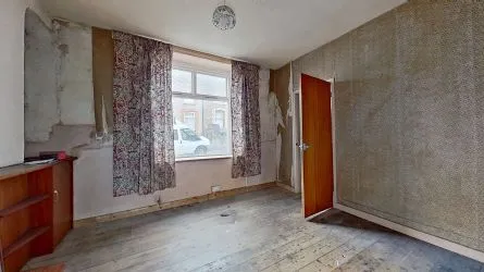 111 Birchgrove Street, Porth, Mid Glamorgan, CF39 9UU
