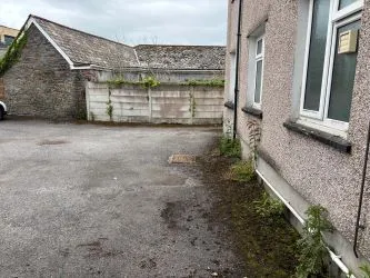 16 Gelliwastad Road, Pontypridd, Mid Glamorgan, CF37 2BW