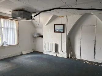 16 Gelliwastad Road, Pontypridd, Mid Glamorgan, CF37 2BW