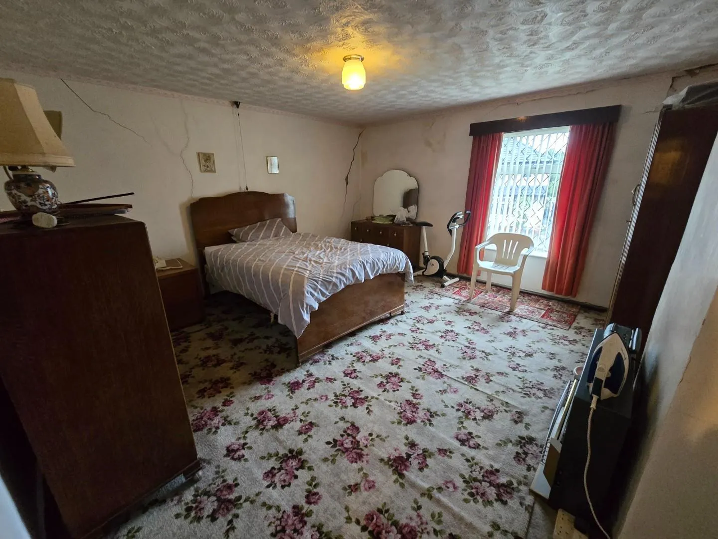 50 Nuttall Lane, Ramsbottom, BL0 9JP