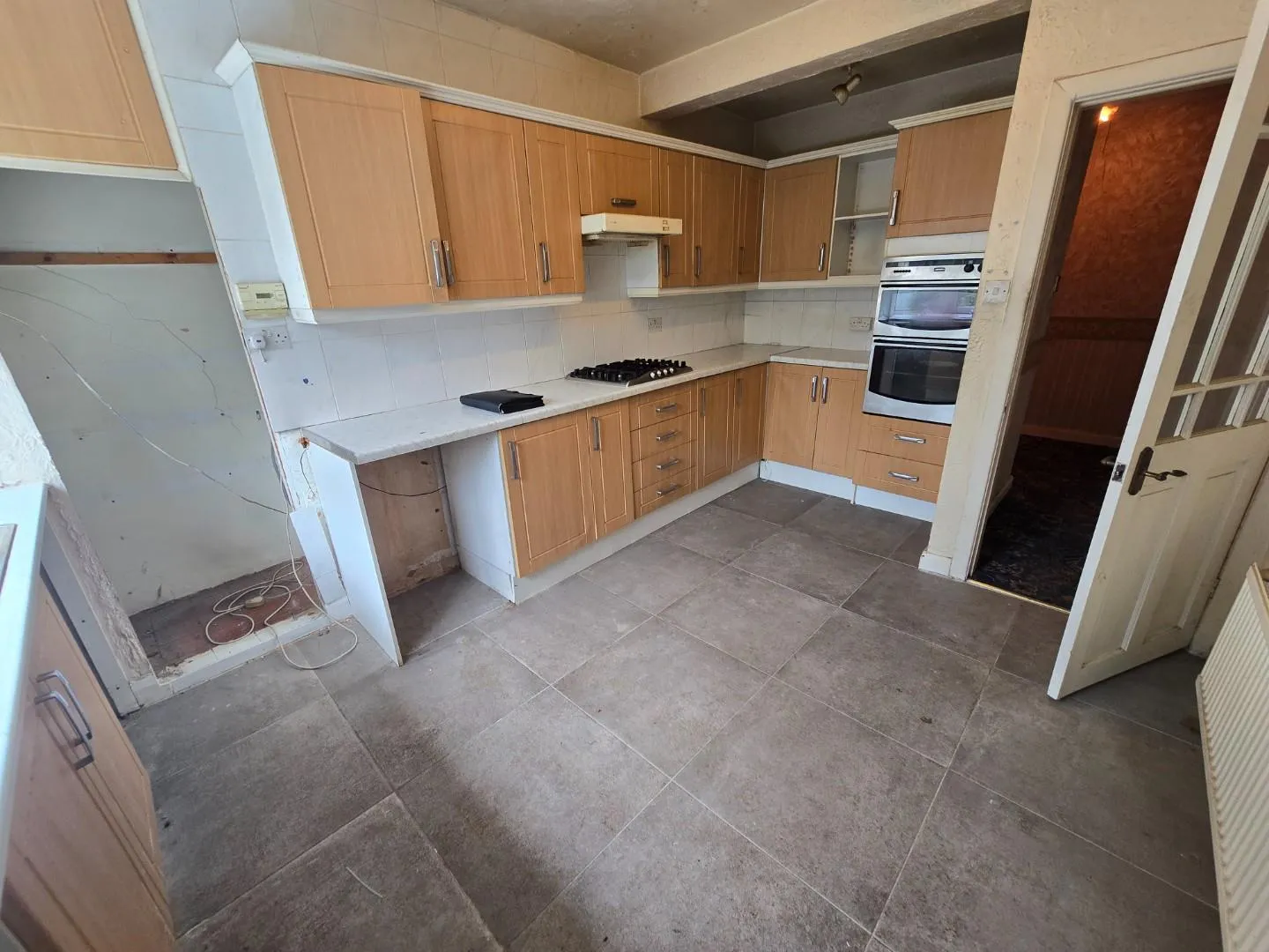 196 Wellington Road, Bury, BL9 9AH