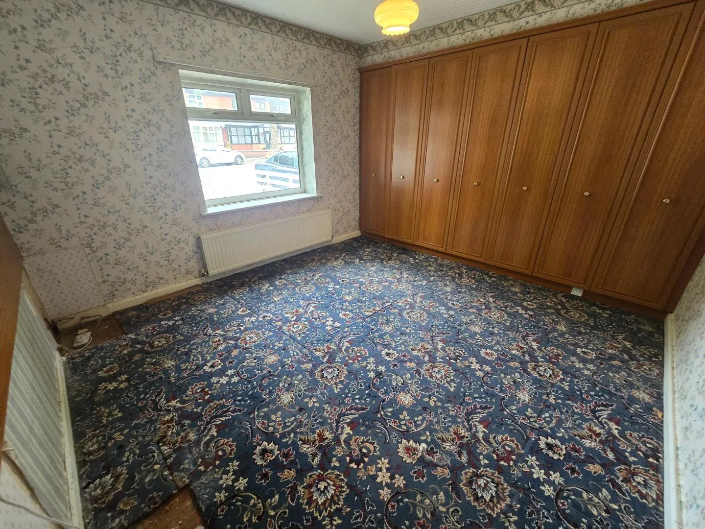 196 Wellington Road, Bury, BL9 9AH