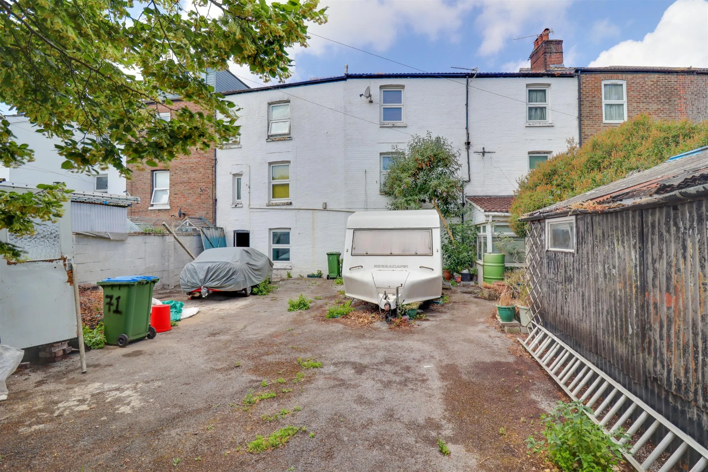 Victoria Road, Woolston, 5 Bedroom Property from Pearsons Estate Agents