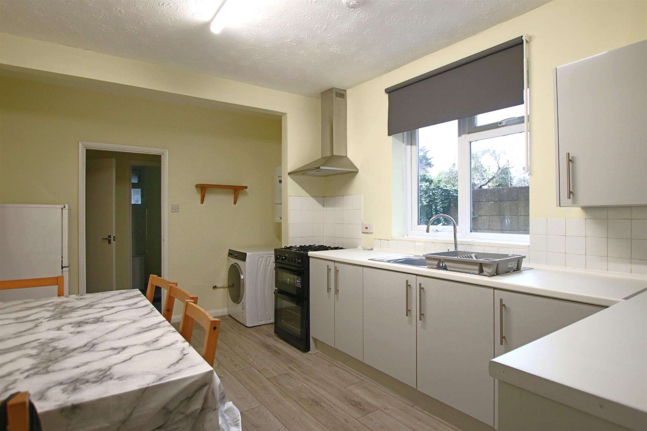 waythling, Southampton, 1 Bedroom Property from Pearsons Estate Agents