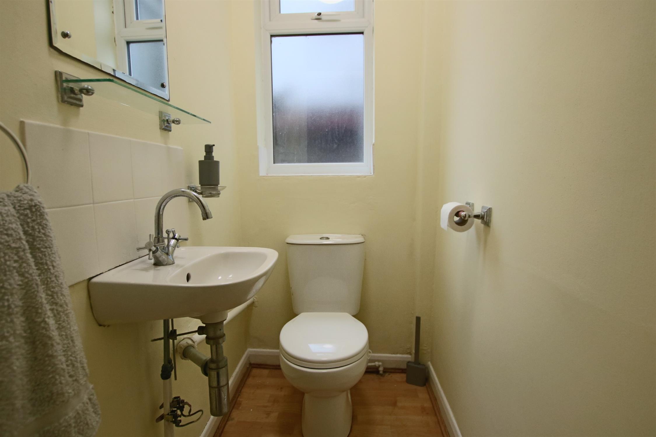 waythling, Southampton, 1 Bedroom Property from Pearsons Estate Agents