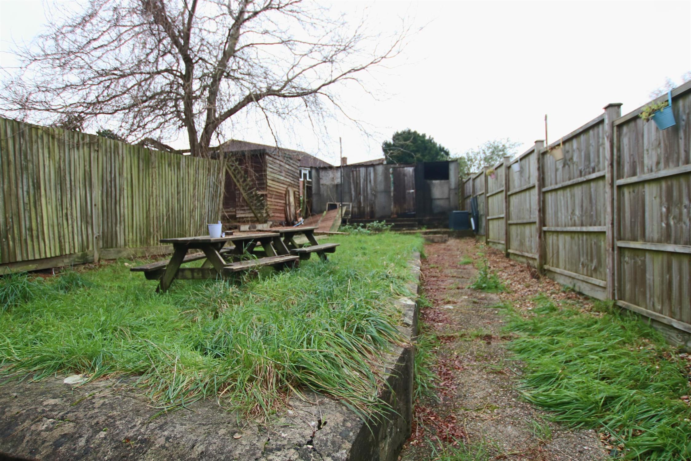 waythling, Southampton, 1 Bedroom Property from Pearsons Estate Agents