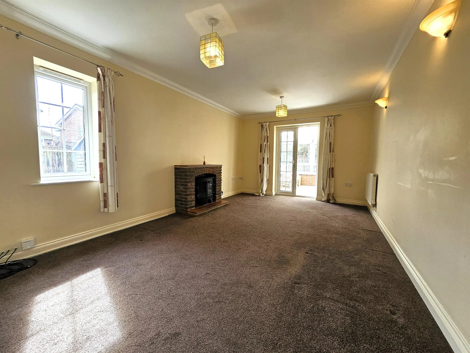 Hedge End, Southampton, 2 Bedroom Property from Pearsons Estate Agents