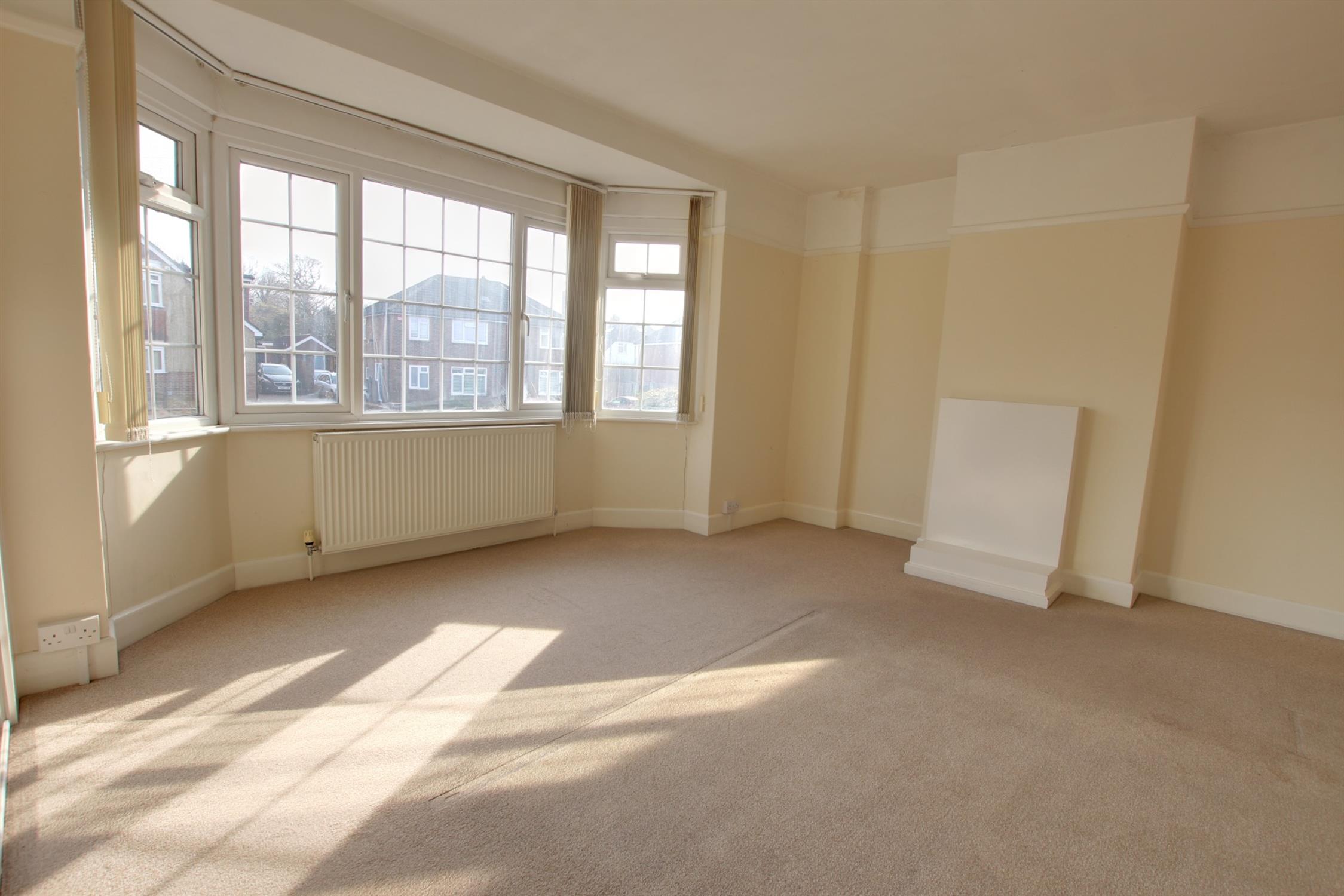Oaklands Road, Petersfield, 3 Bedroom Property from Pearsons Estate Agents