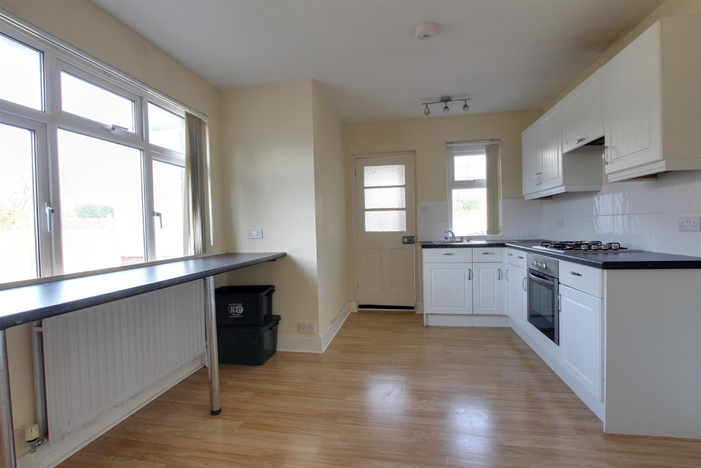 Oaklands Road, Petersfield, 3 Bedroom Property from Pearsons Estate Agents