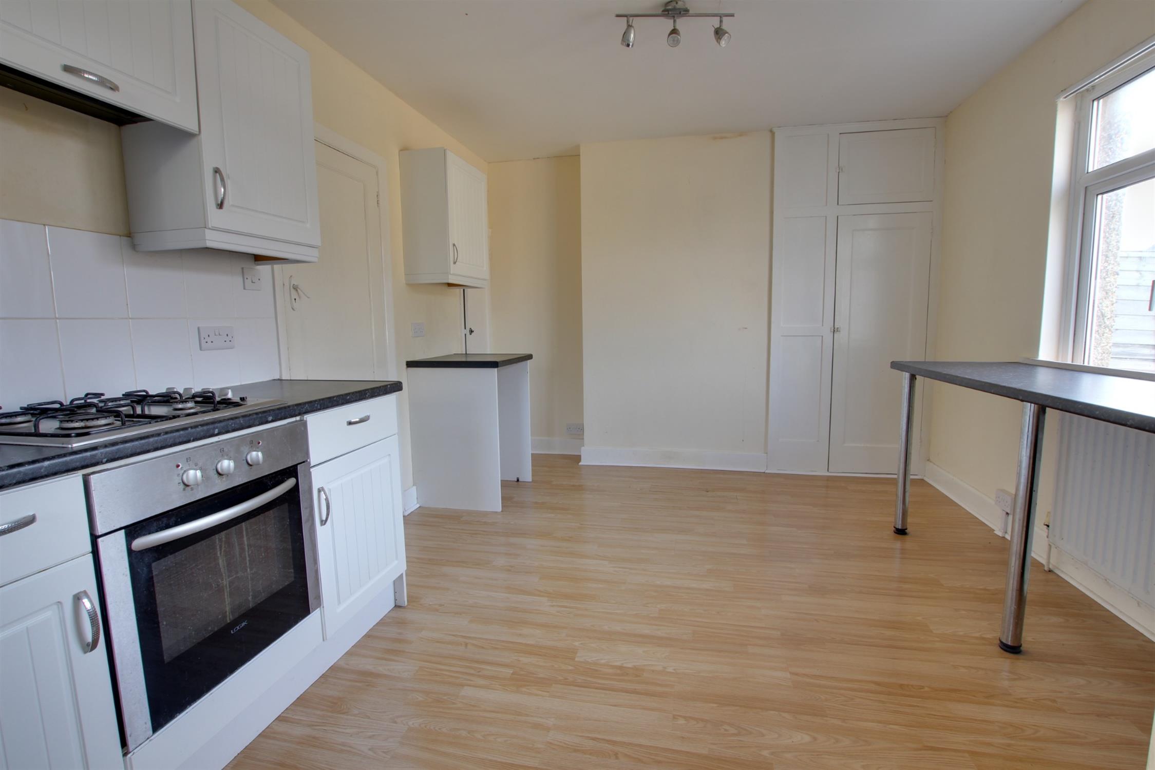 Oaklands Road, Petersfield, 3 Bedroom Property from Pearsons Estate Agents