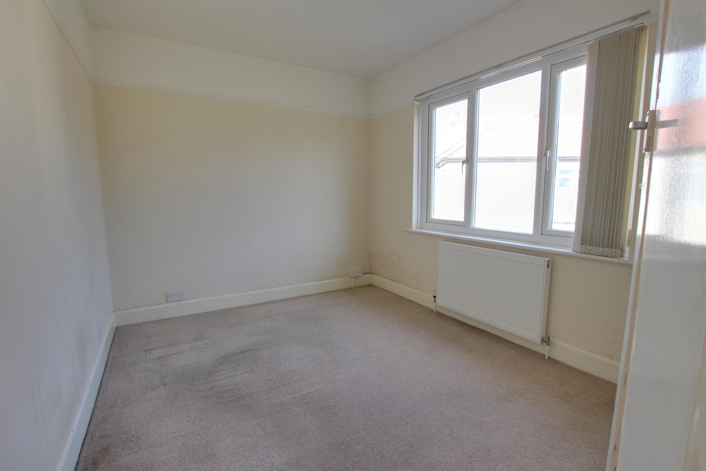 Oaklands Road, Petersfield, 3 Bedroom Property from Pearsons Estate Agents