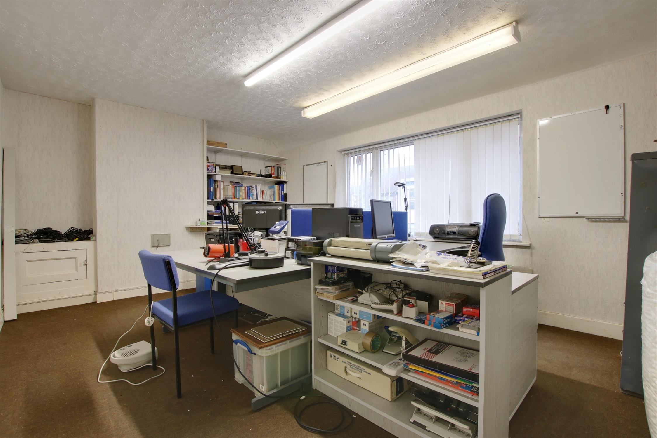 West Street, Fareham. Auction Guide Price £75,000., 1 Bedroom Property from Pearsons Estate Agents