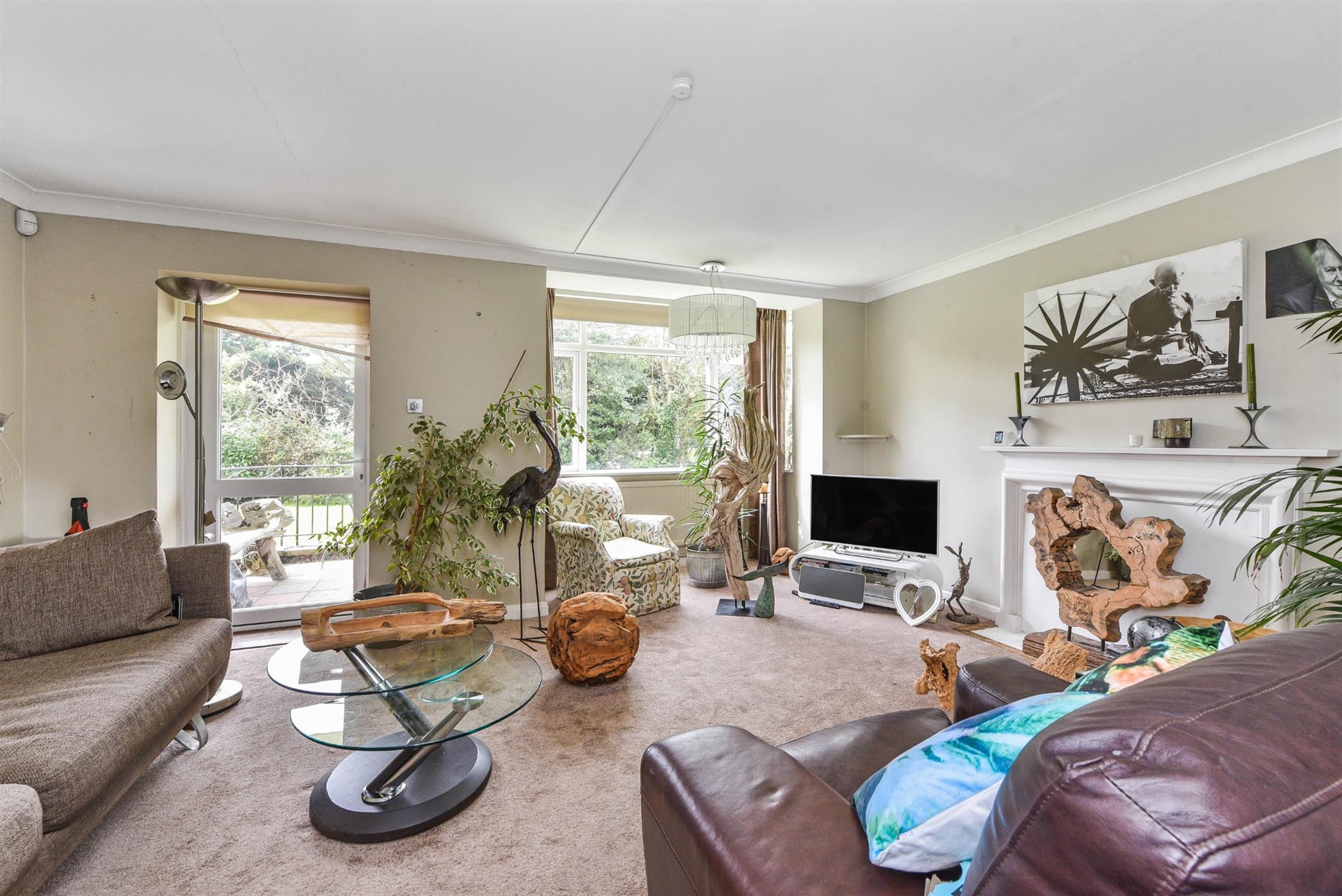 Winchester Road, Petersfield, 2 Bedroom Property from Pearsons Estate Agents