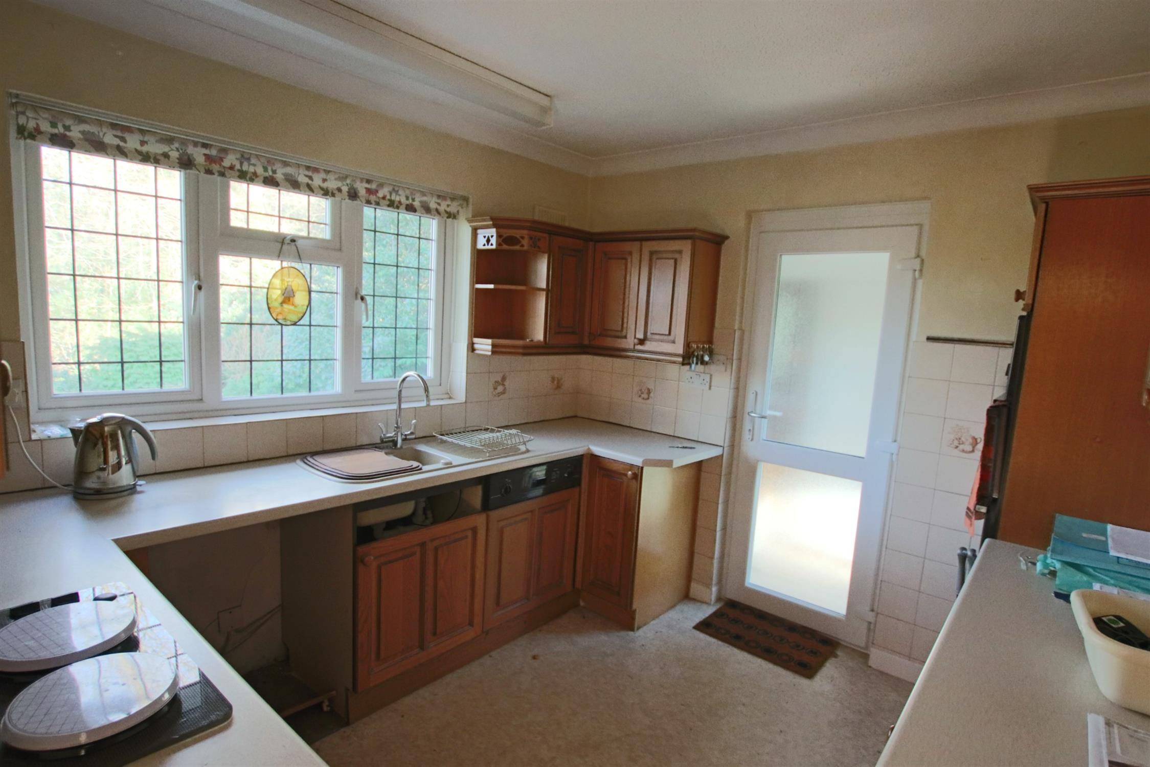 Bassett, Southampton, 5 Bedroom Property from Pearsons Estate Agents