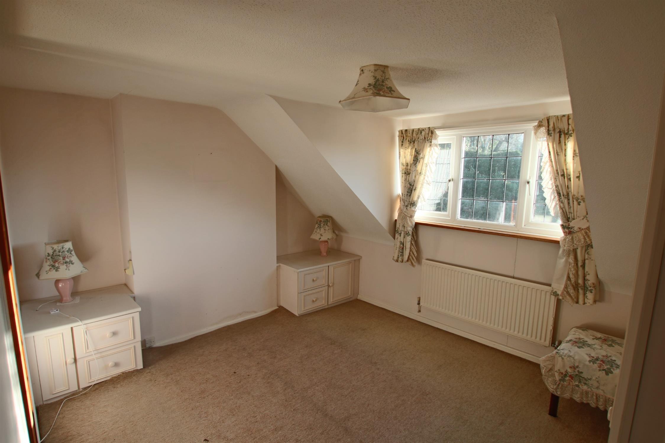 Bassett, Southampton, 5 Bedroom Property from Pearsons Estate Agents