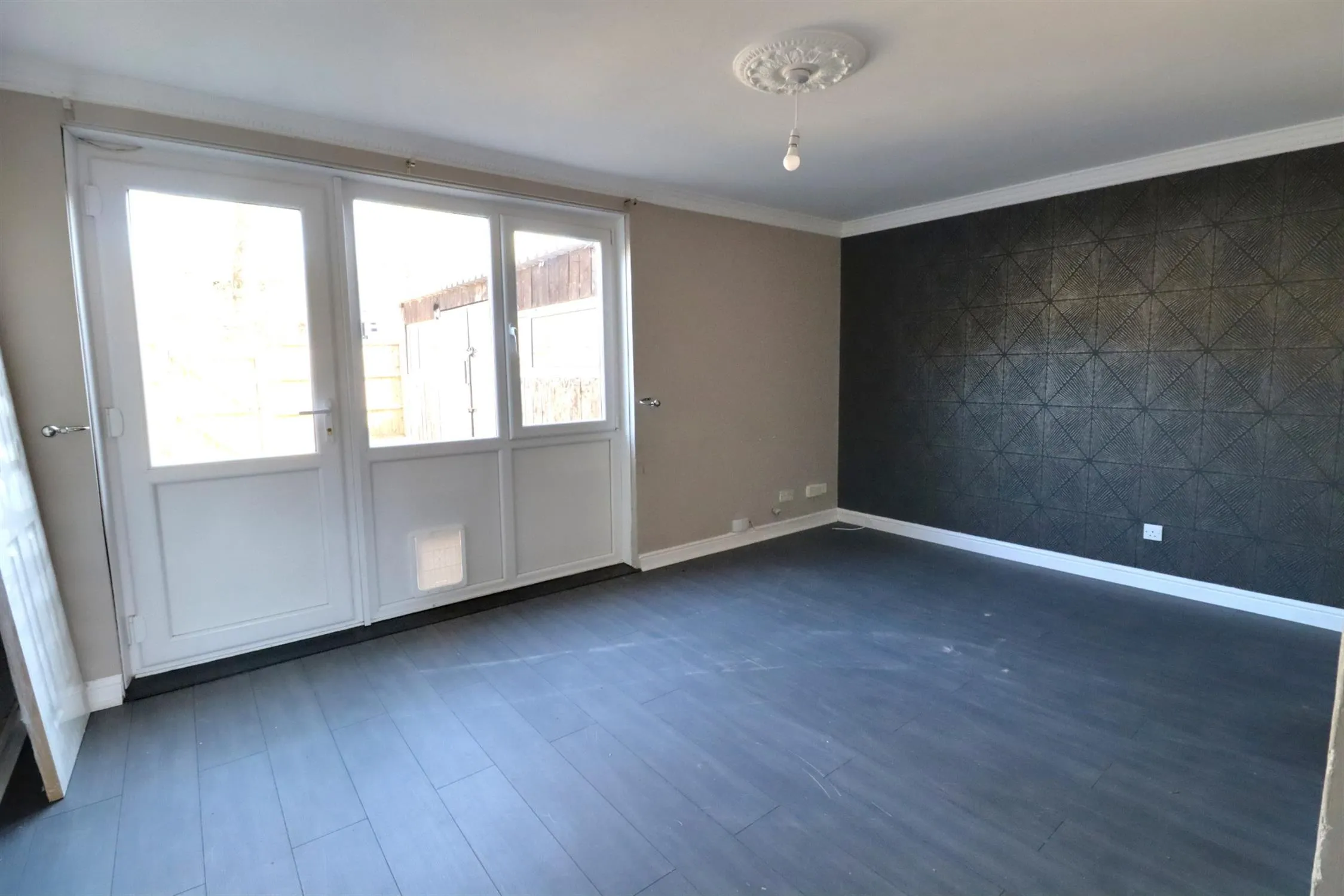 Eagle Avenue, Waterlooville, 3 Bedroom Property from Pearsons Estate Agents