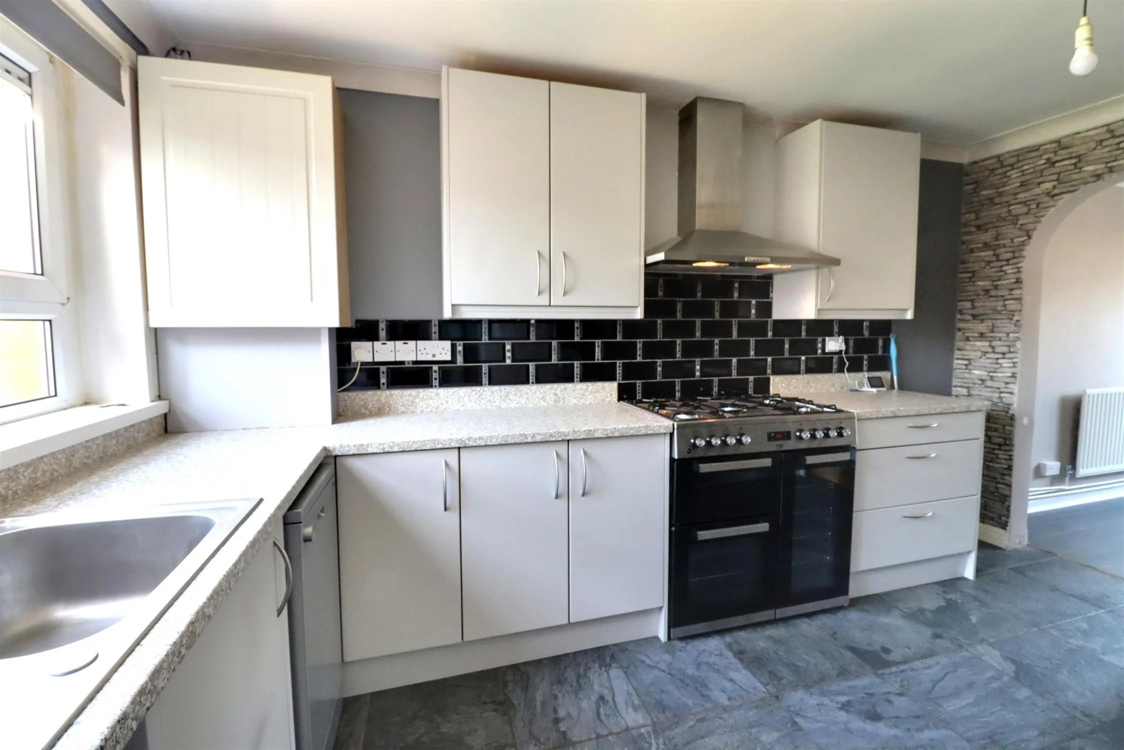Eagle Avenue, Waterlooville, 3 Bedroom Property from Pearsons Estate Agents