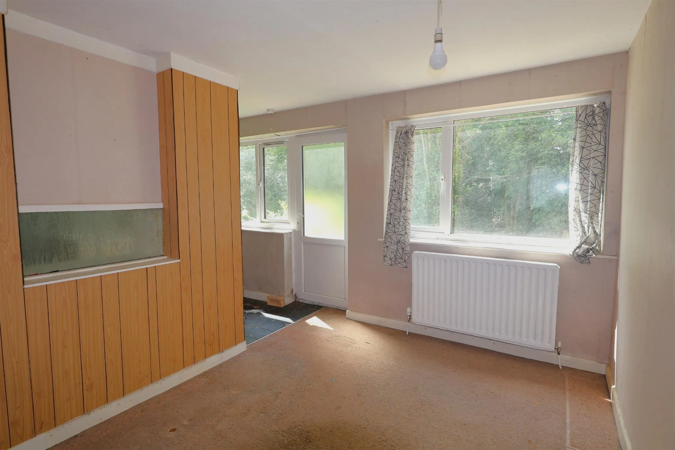 Auction!!!, Bealing Close, Southampton, 3 Bedroom Property from Pearsons Estate Agents