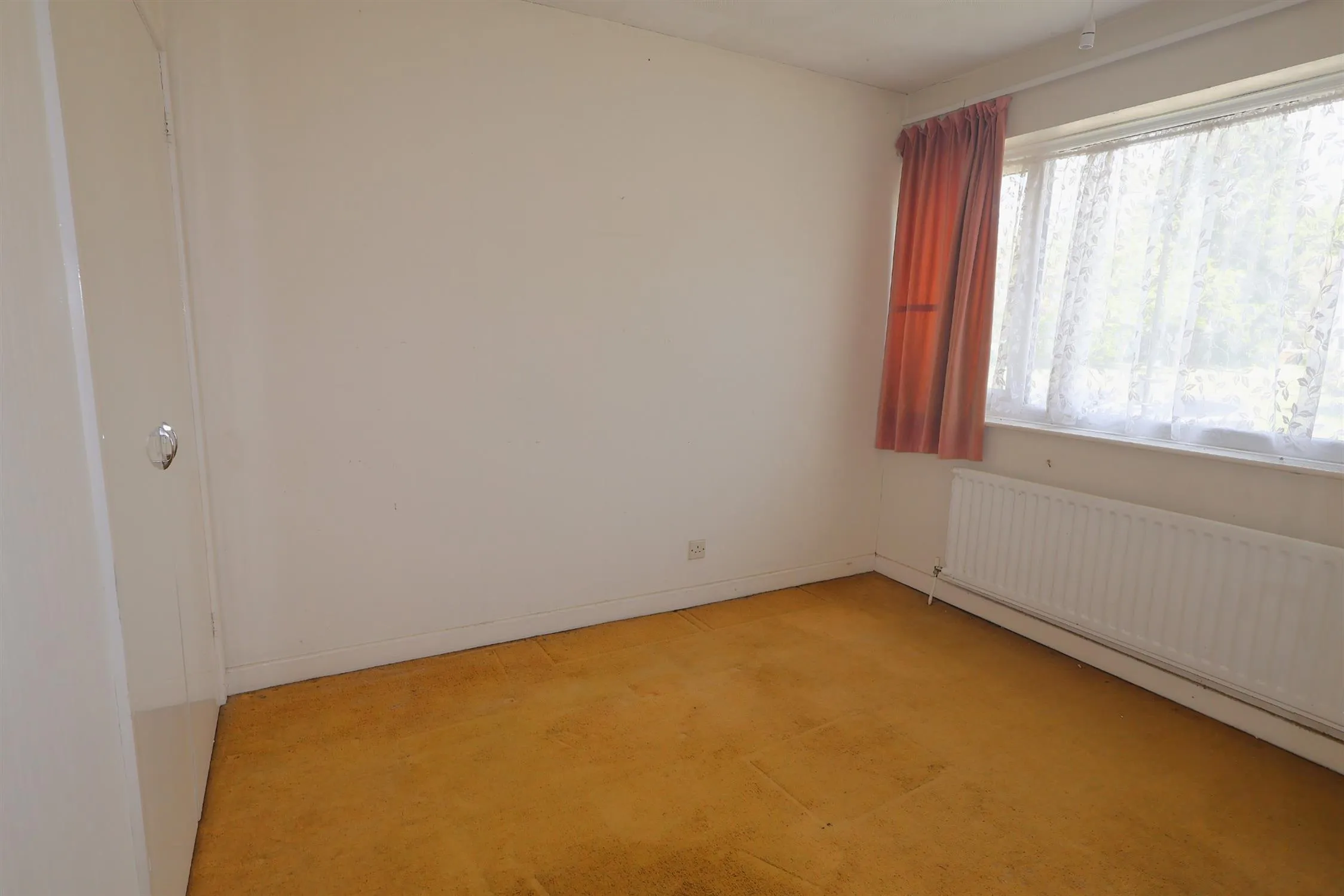 Auction!!!, Bealing Close, Southampton, 3 Bedroom Property from Pearsons Estate Agents