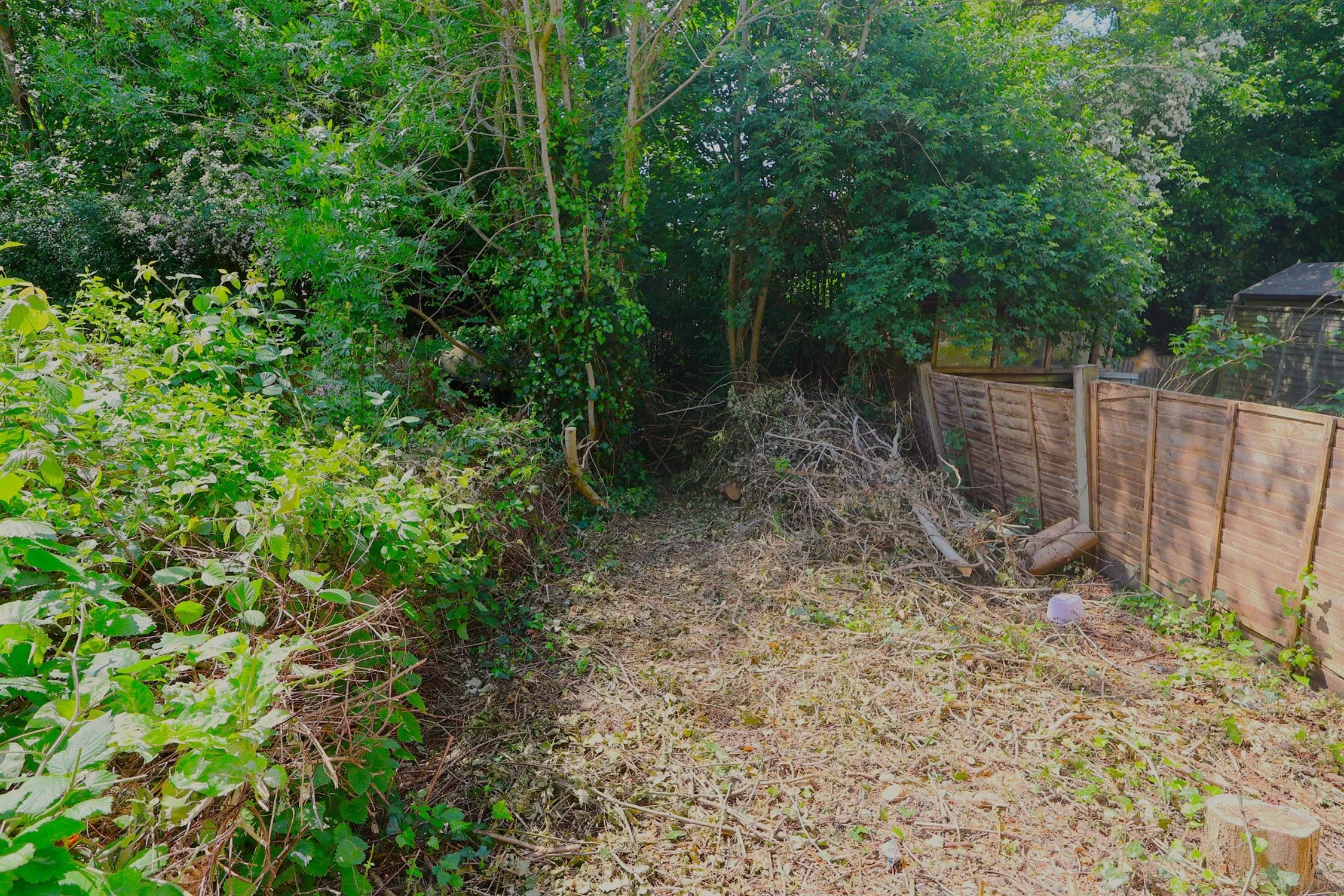 Auction!!!, Bealing Close, Southampton, 3 Bedroom Property from Pearsons Estate Agents