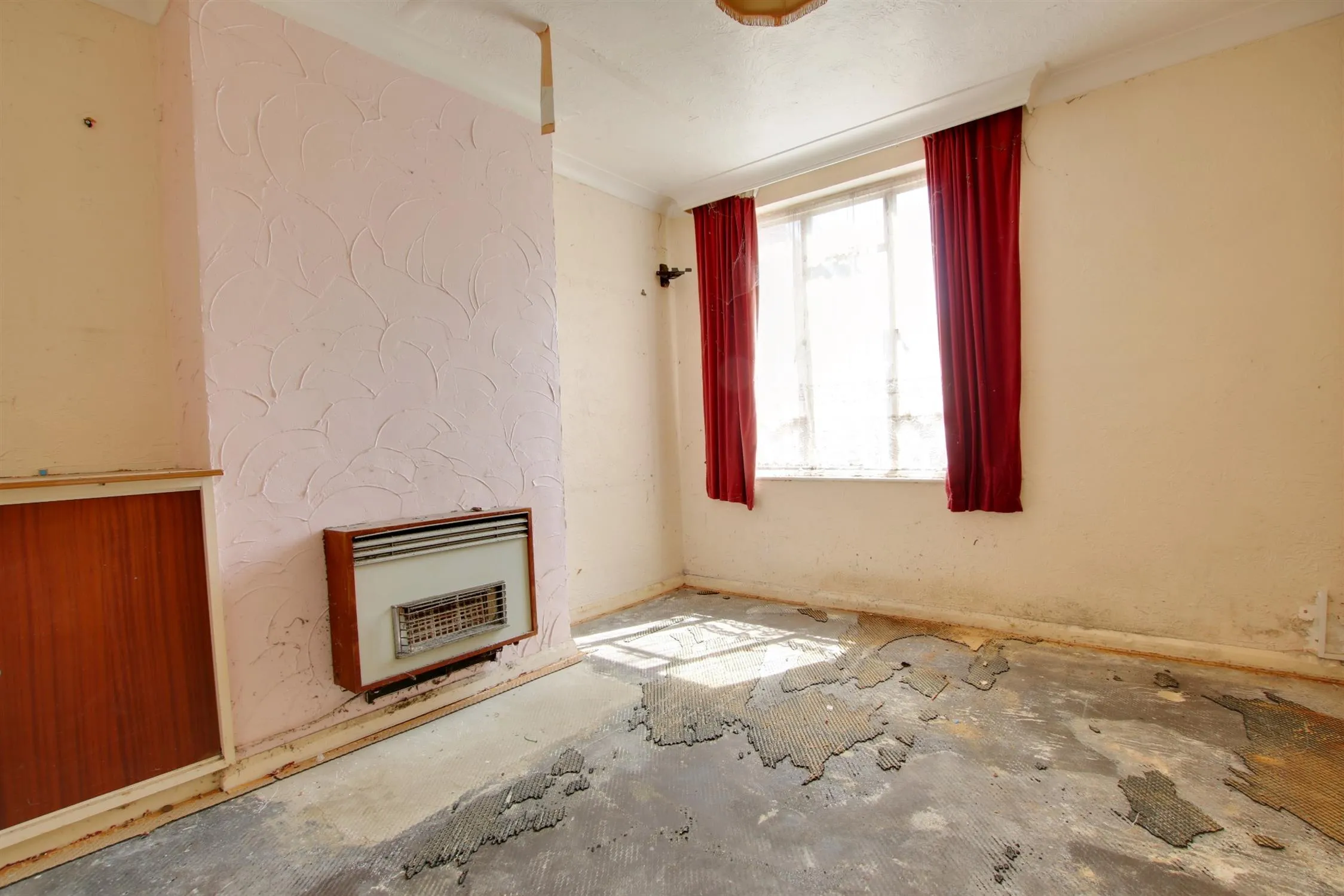Cranleigh Road, Portchester. Auction Guide Price £180,000., 3 Bedroom Property from Pearsons Estate Agents