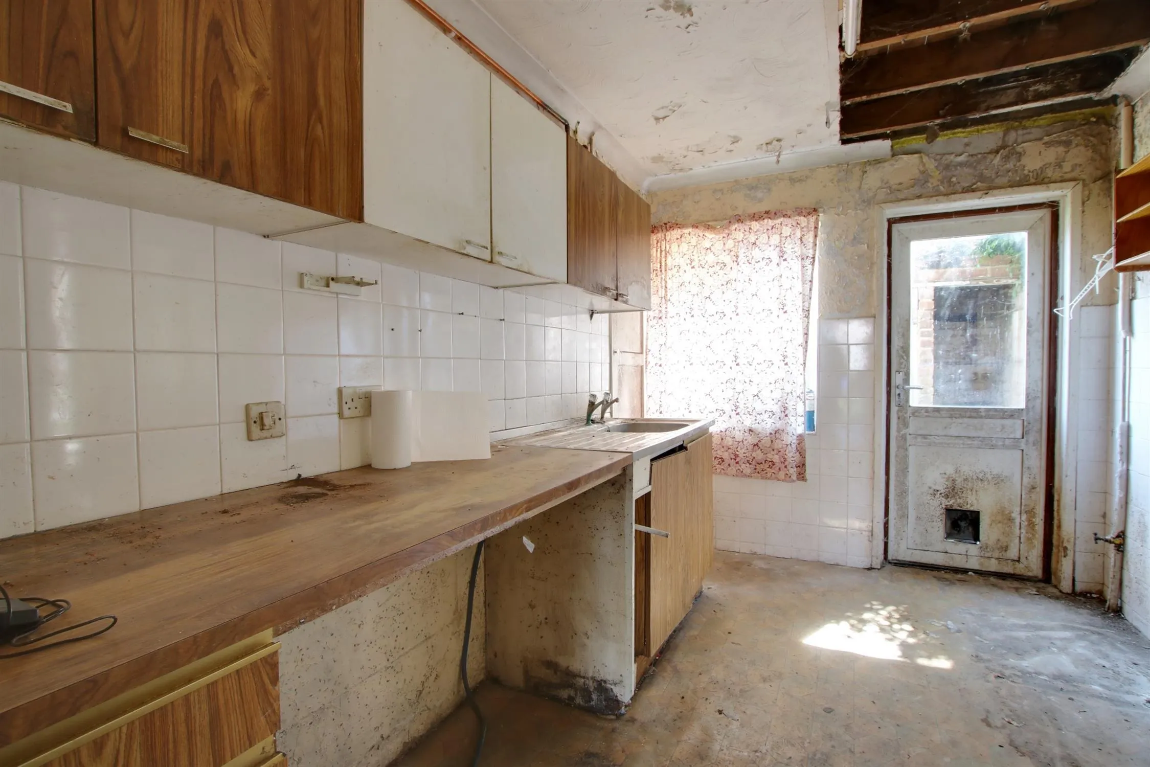 Cranleigh Road, Portchester. Auction Guide Price £180,000., 3 Bedroom Property from Pearsons Estate Agents