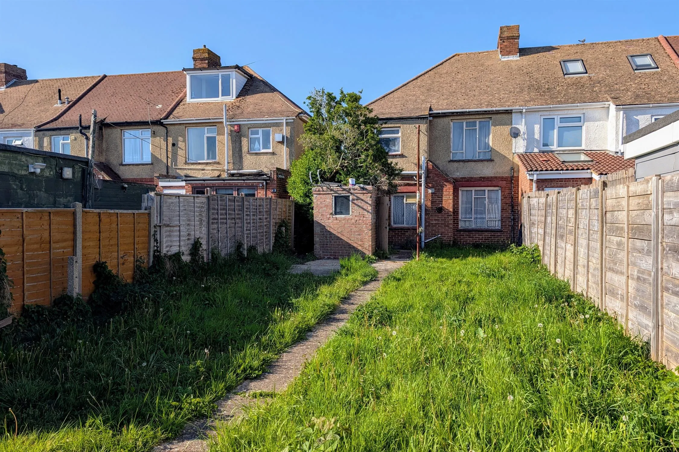 Cranleigh Road, Portchester. Auction Guide Price £180,000., 3 Bedroom Property from Pearsons Estate Agents