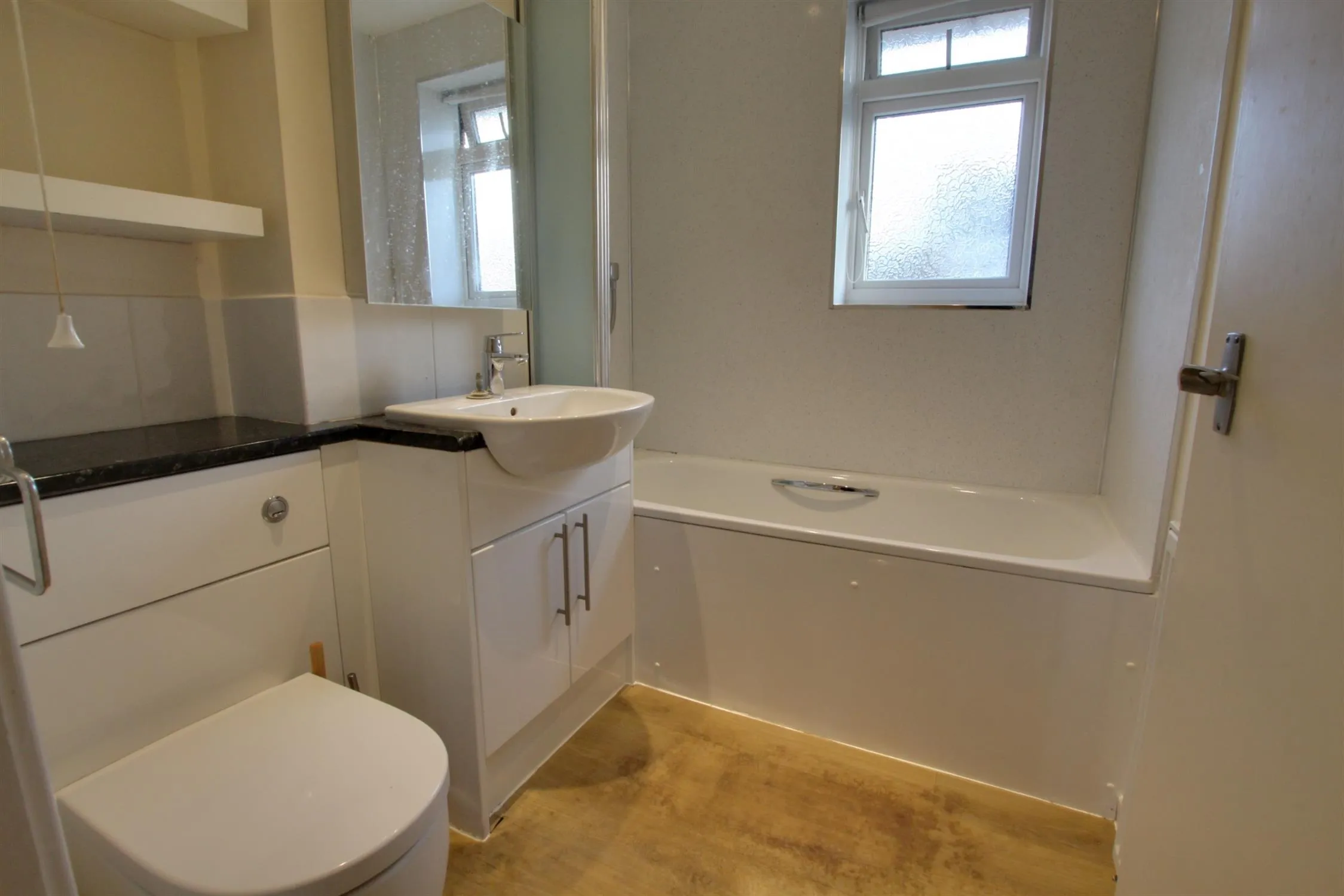 Meon Close, Clanfield, 2 Bedroom Property from Pearsons Estate Agents