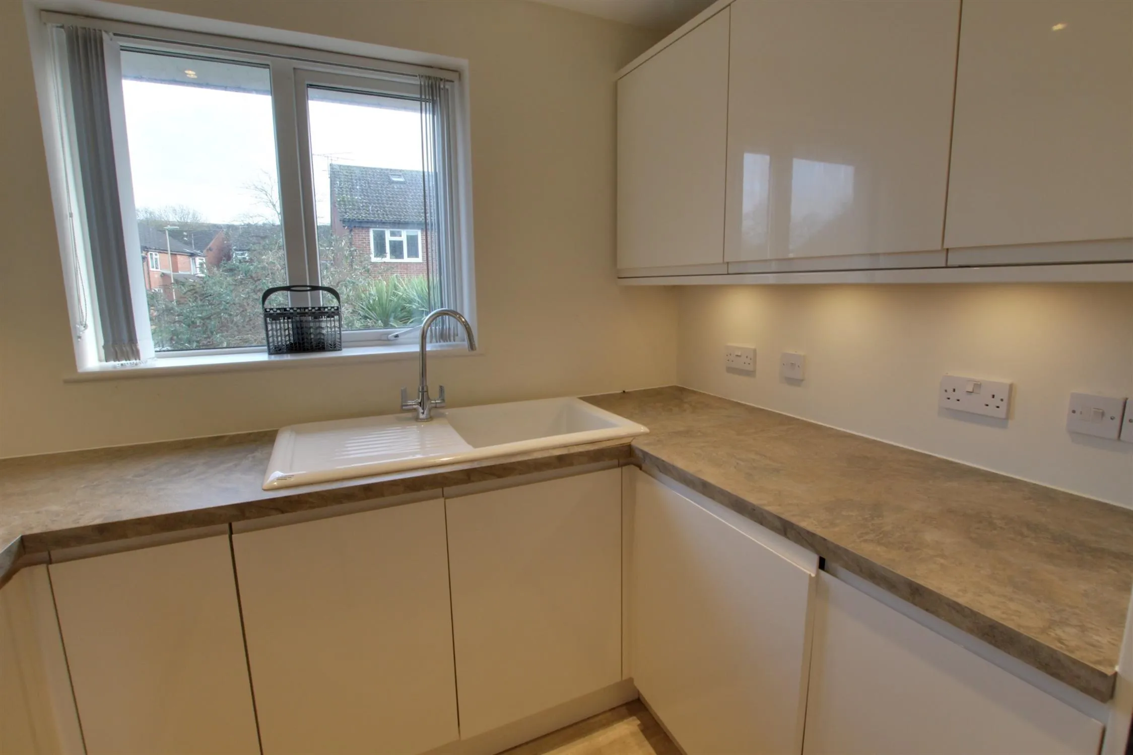 Meon Close, Clanfield, 2 Bedroom Property from Pearsons Estate Agents