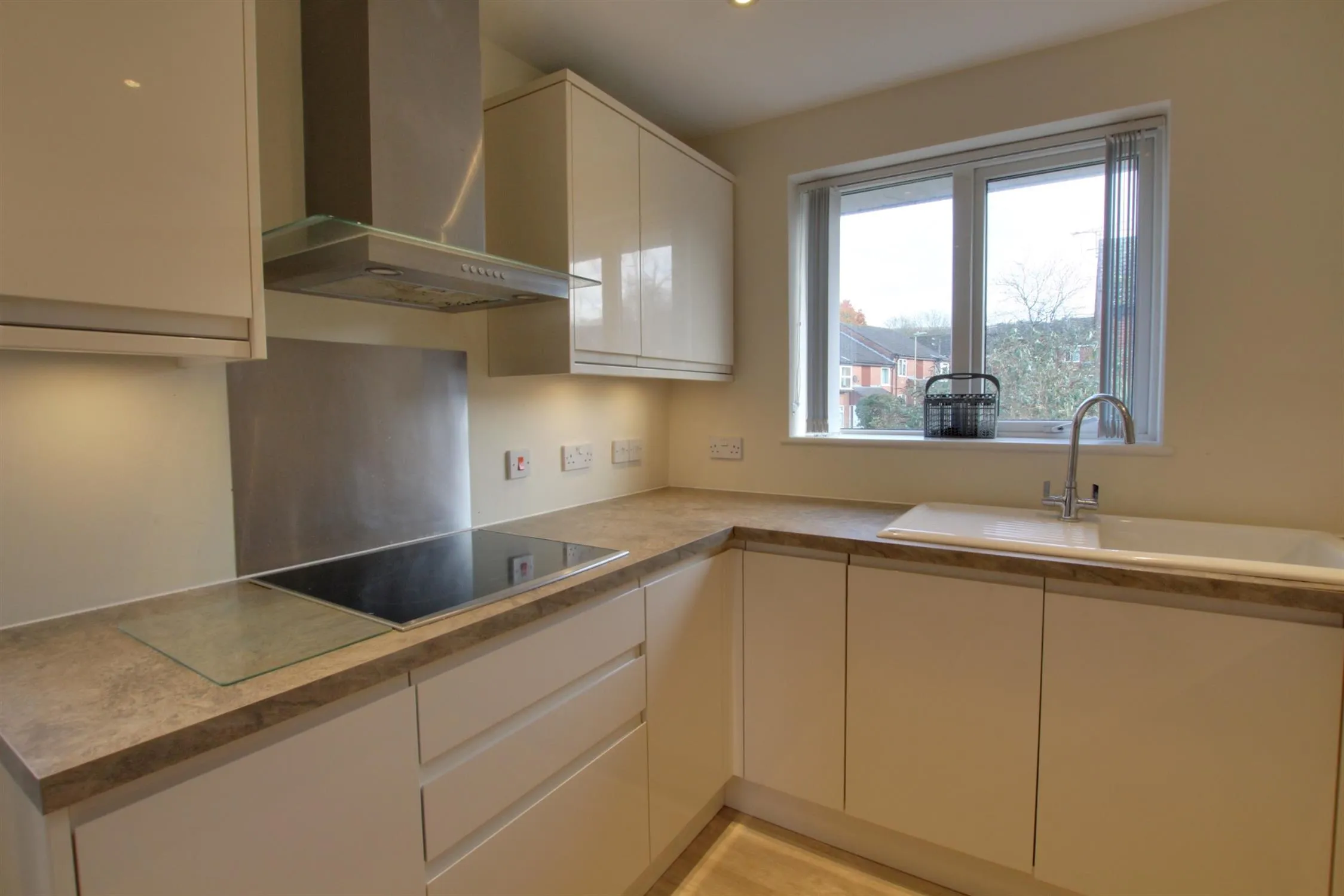 Meon Close, Clanfield, 2 Bedroom Property from Pearsons Estate Agents