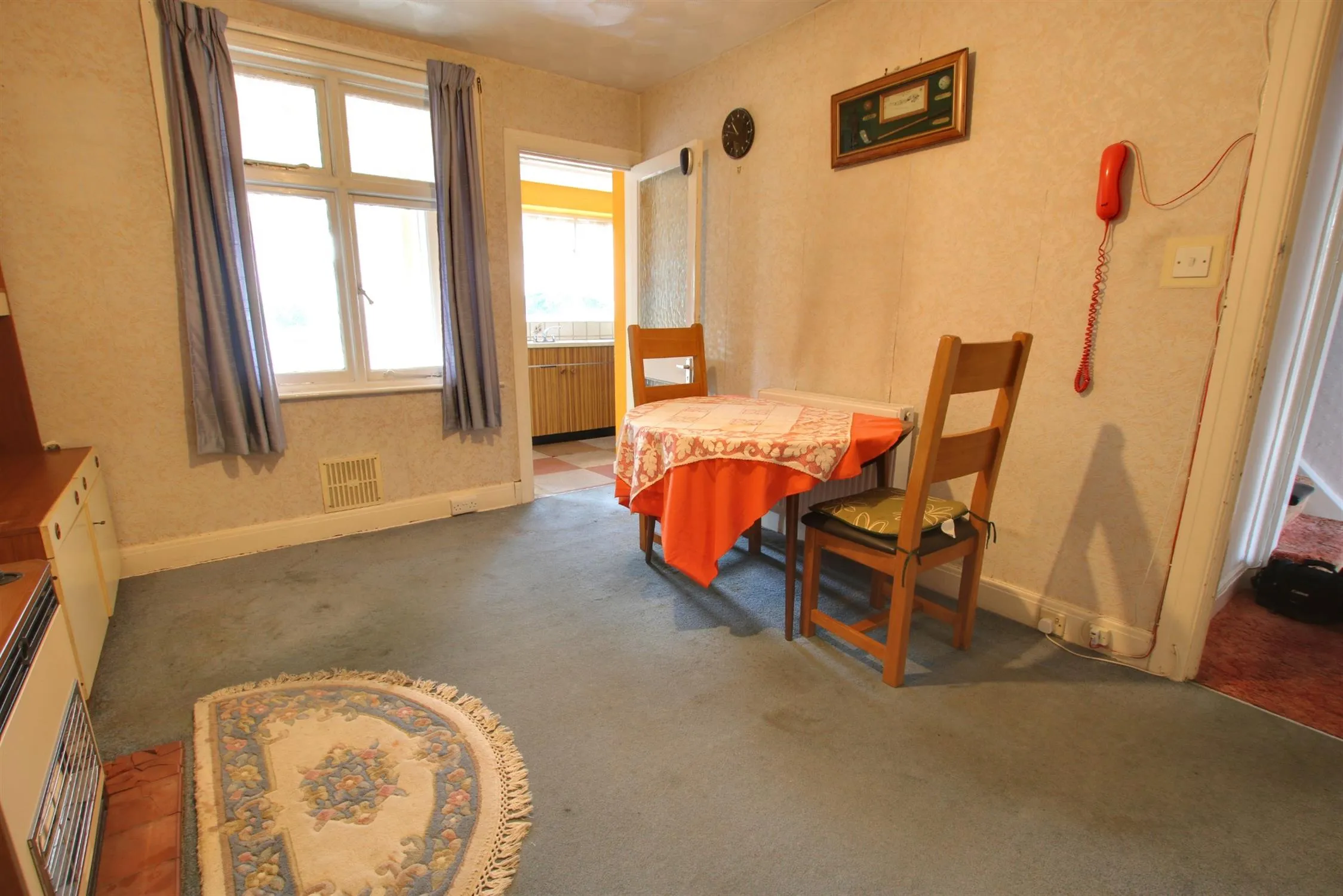 uthampton, 2 Bedroom Property from Pearsons Estate Agents