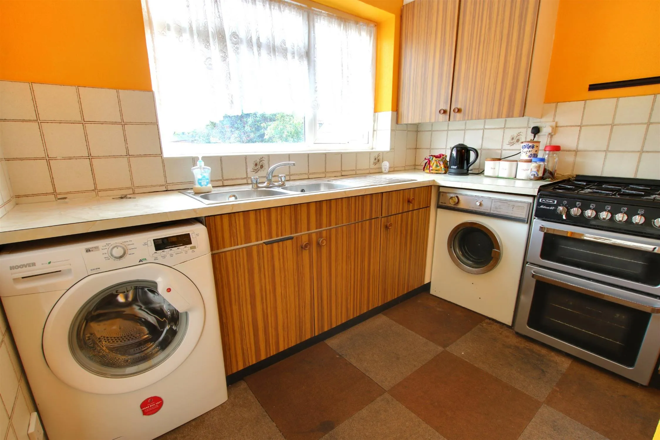 uthampton, 2 Bedroom Property from Pearsons Estate Agents