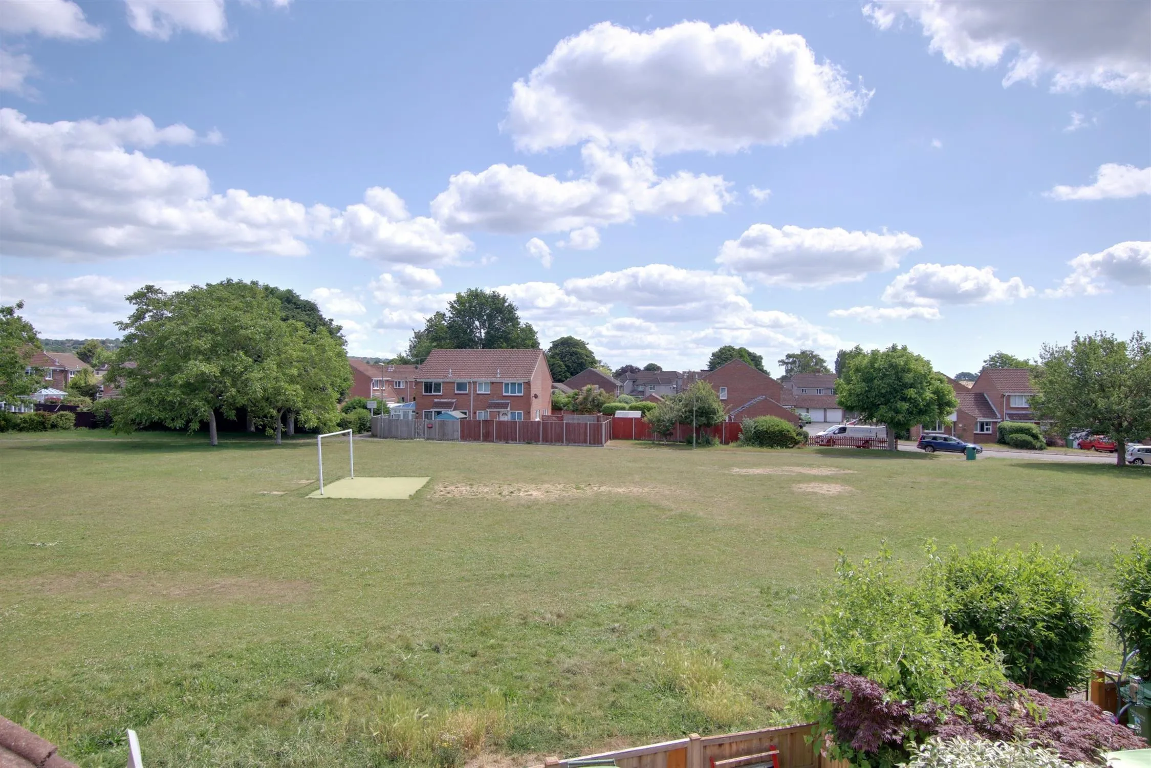 con Close, Fareham. Auction Guide Price £90,000., 1 Bedroom Property from Pearsons Estate Agents