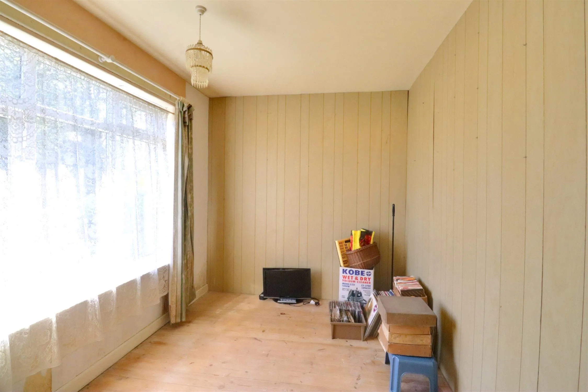 Durley Avenue, Cowplain, 2 Bedroom Property from Pearsons Estate Agents