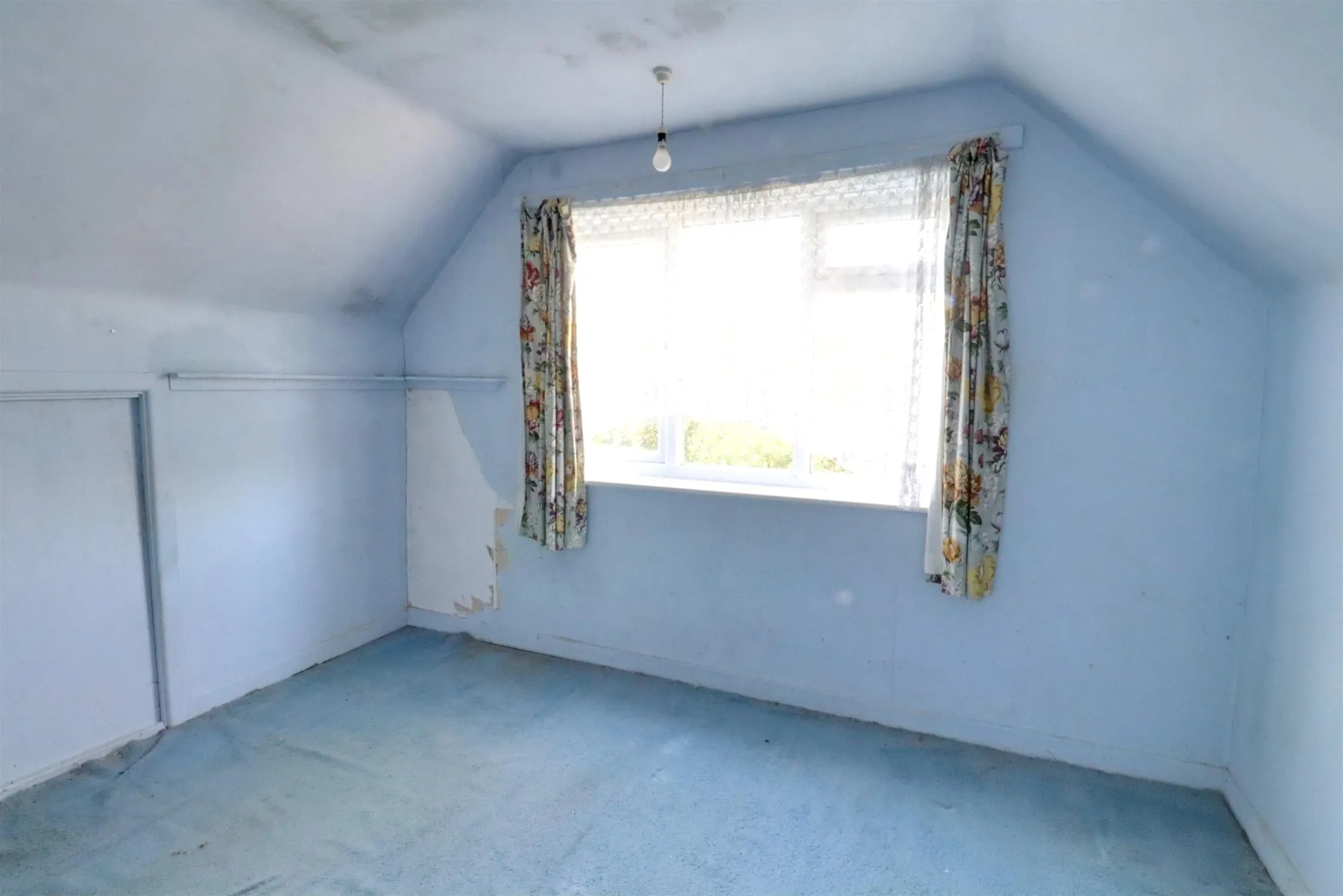Durley Avenue, Cowplain, 2 Bedroom Property from Pearsons Estate Agents