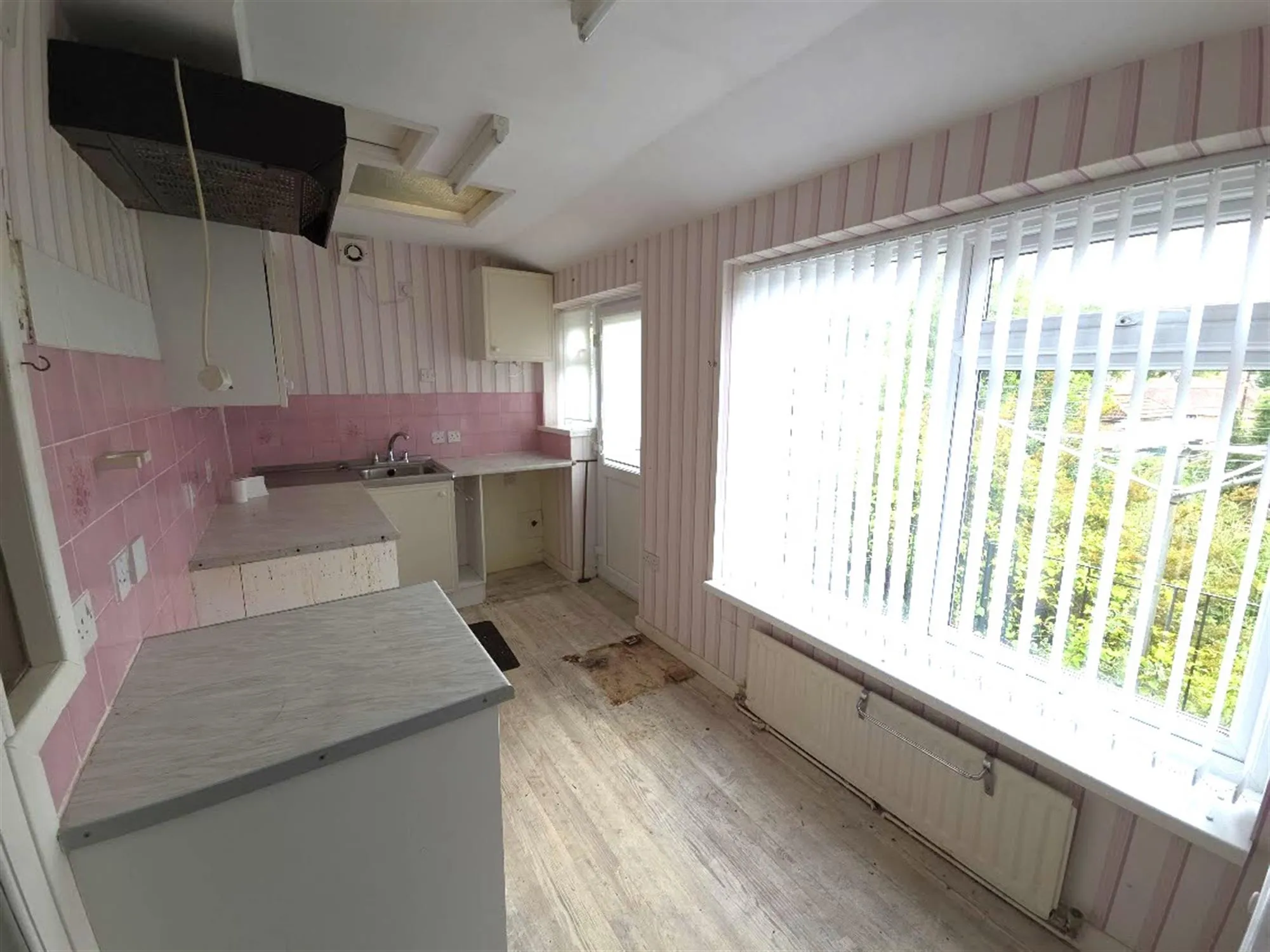 West End, 2 Bedroom Property from Pearsons Estate Agents