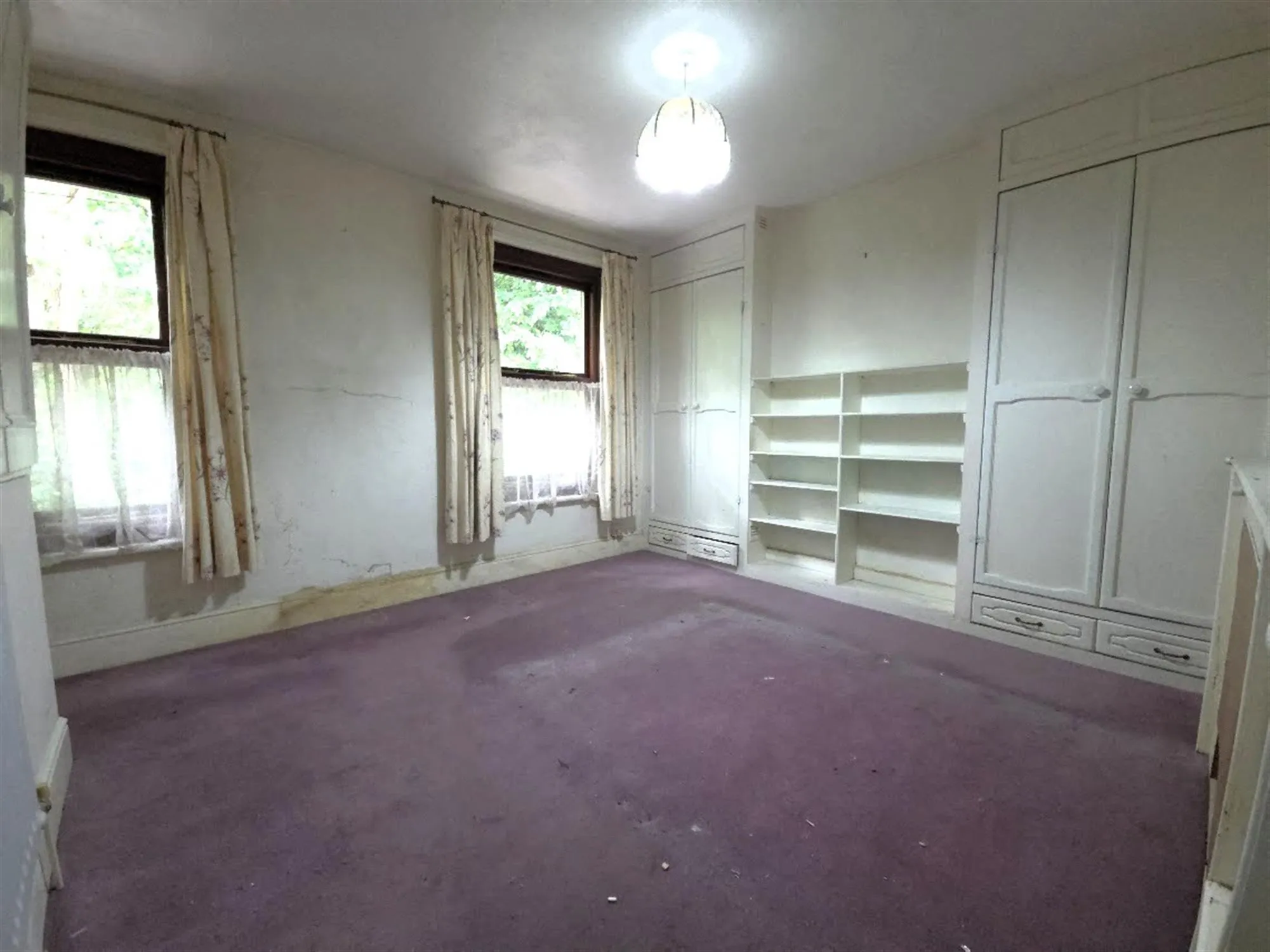West End, 2 Bedroom Property from Pearsons Estate Agents