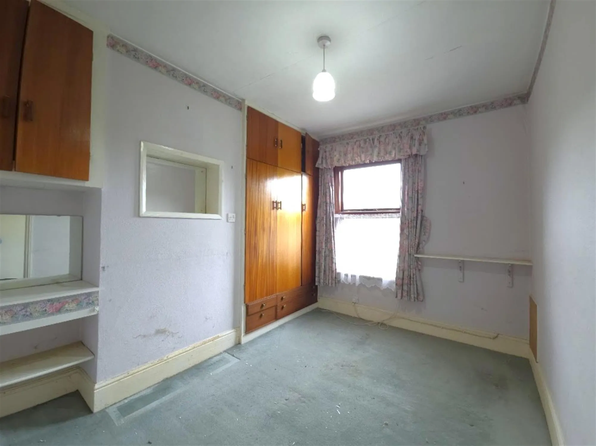 West End, 2 Bedroom Property from Pearsons Estate Agents