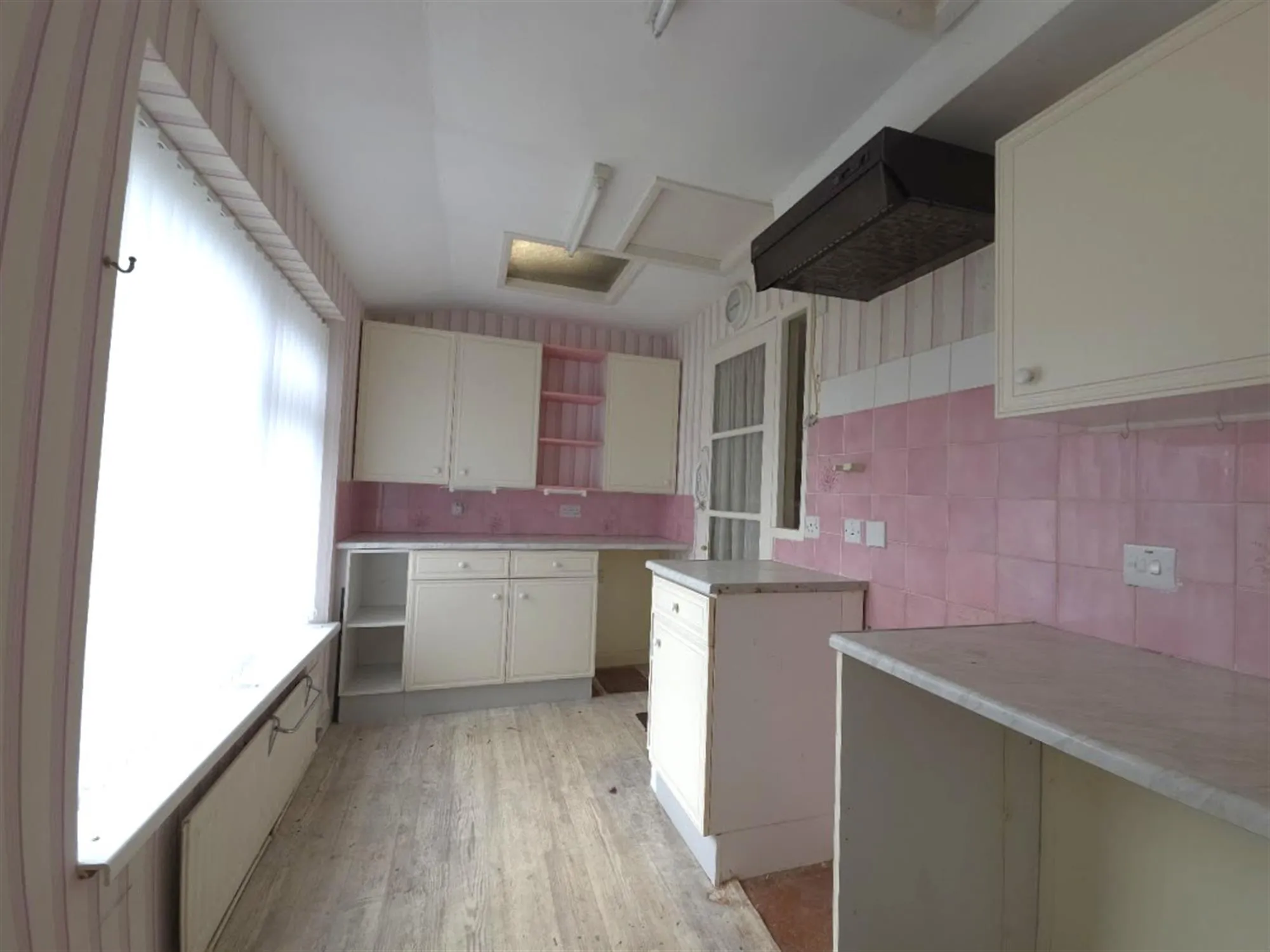 West End, 2 Bedroom Property from Pearsons Estate Agents