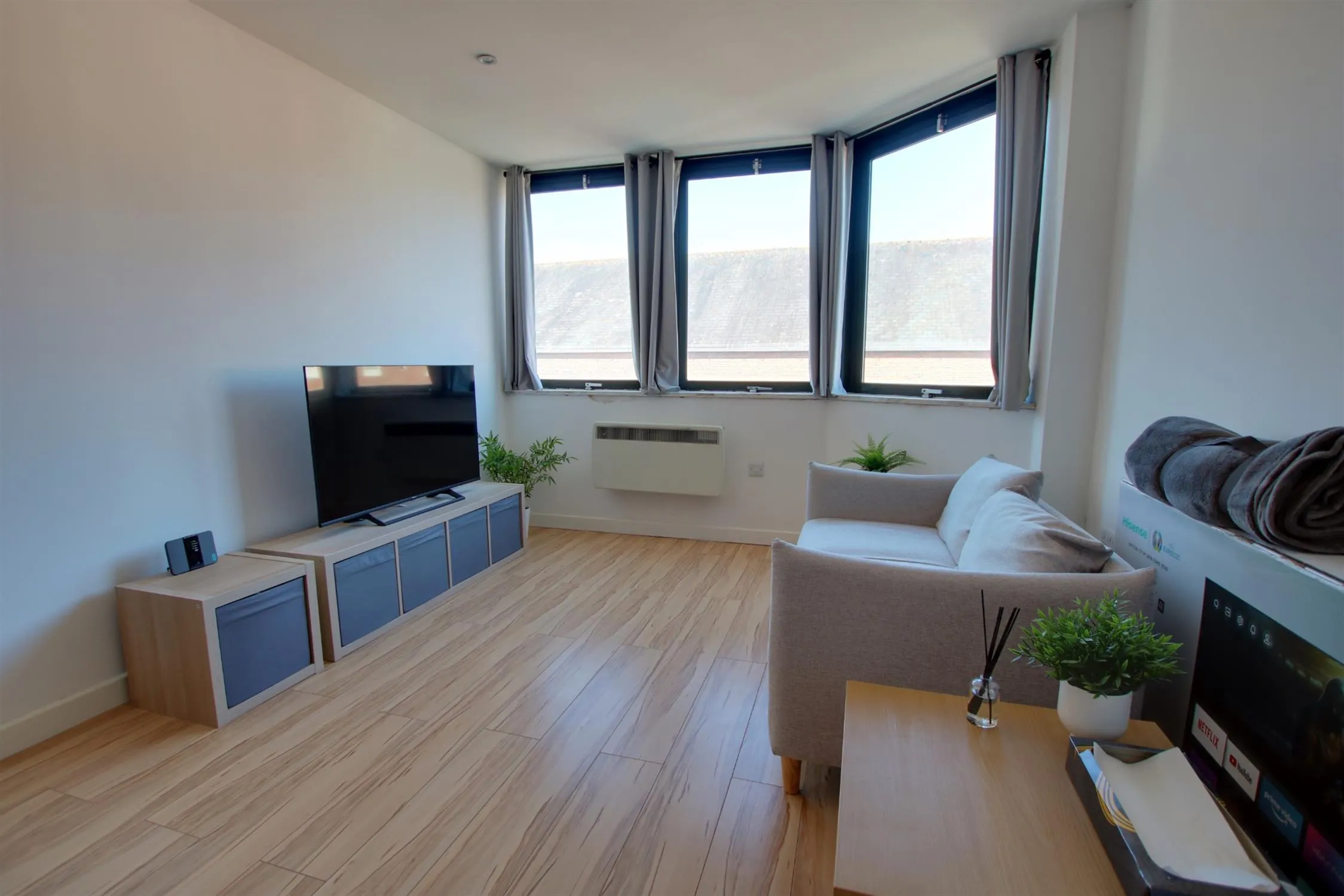 uthampton Street, 1 Bedroom Property from Pearsons Estate Agents