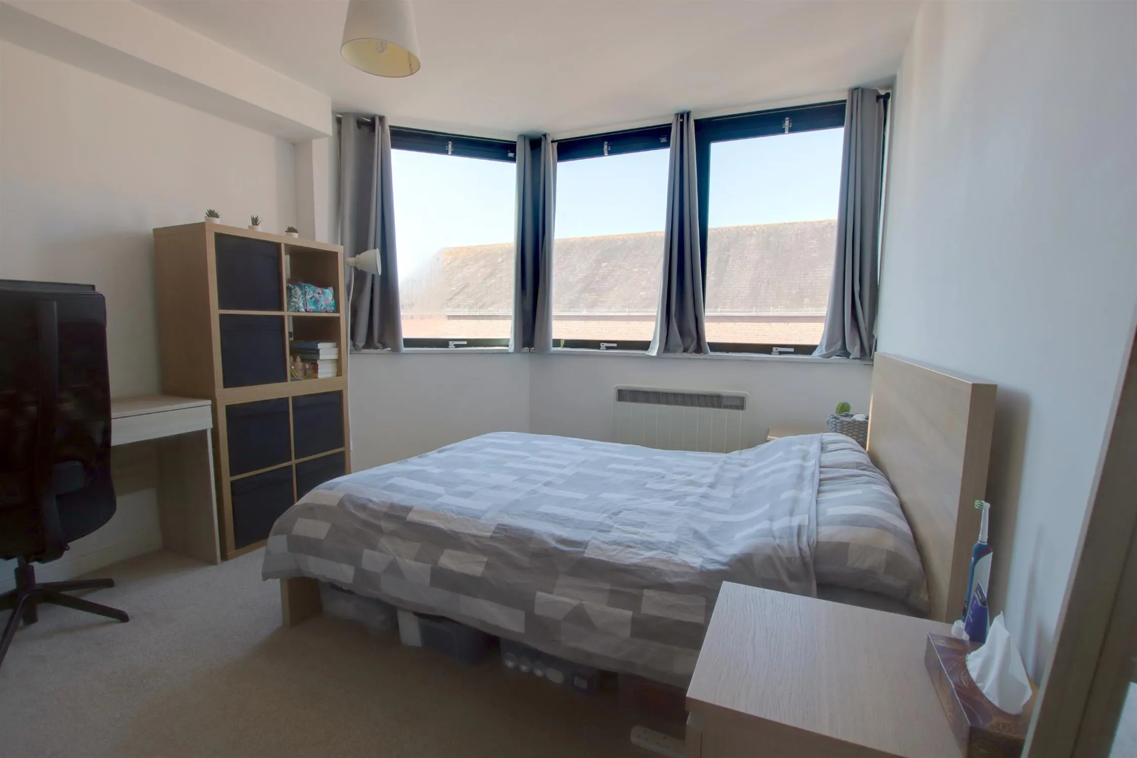 uthampton Street, 1 Bedroom Property from Pearsons Estate Agents