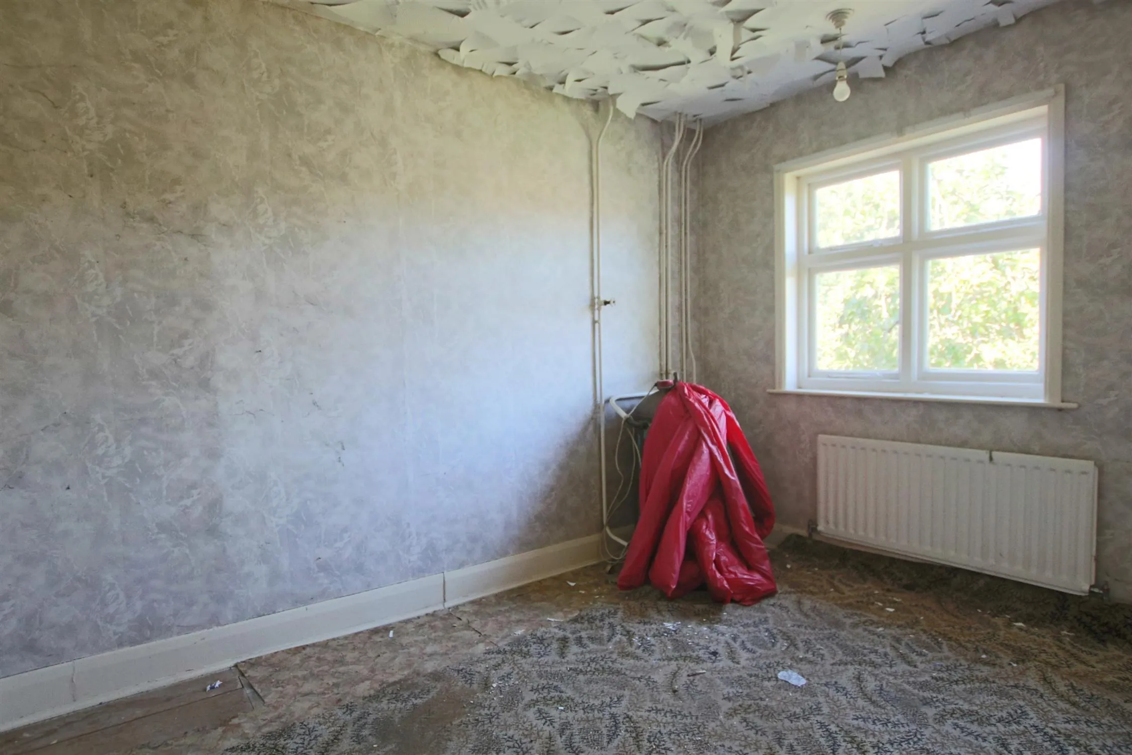 Bassett Green, Southampton, 3 Bedroom Property from Pearsons Estate Agents