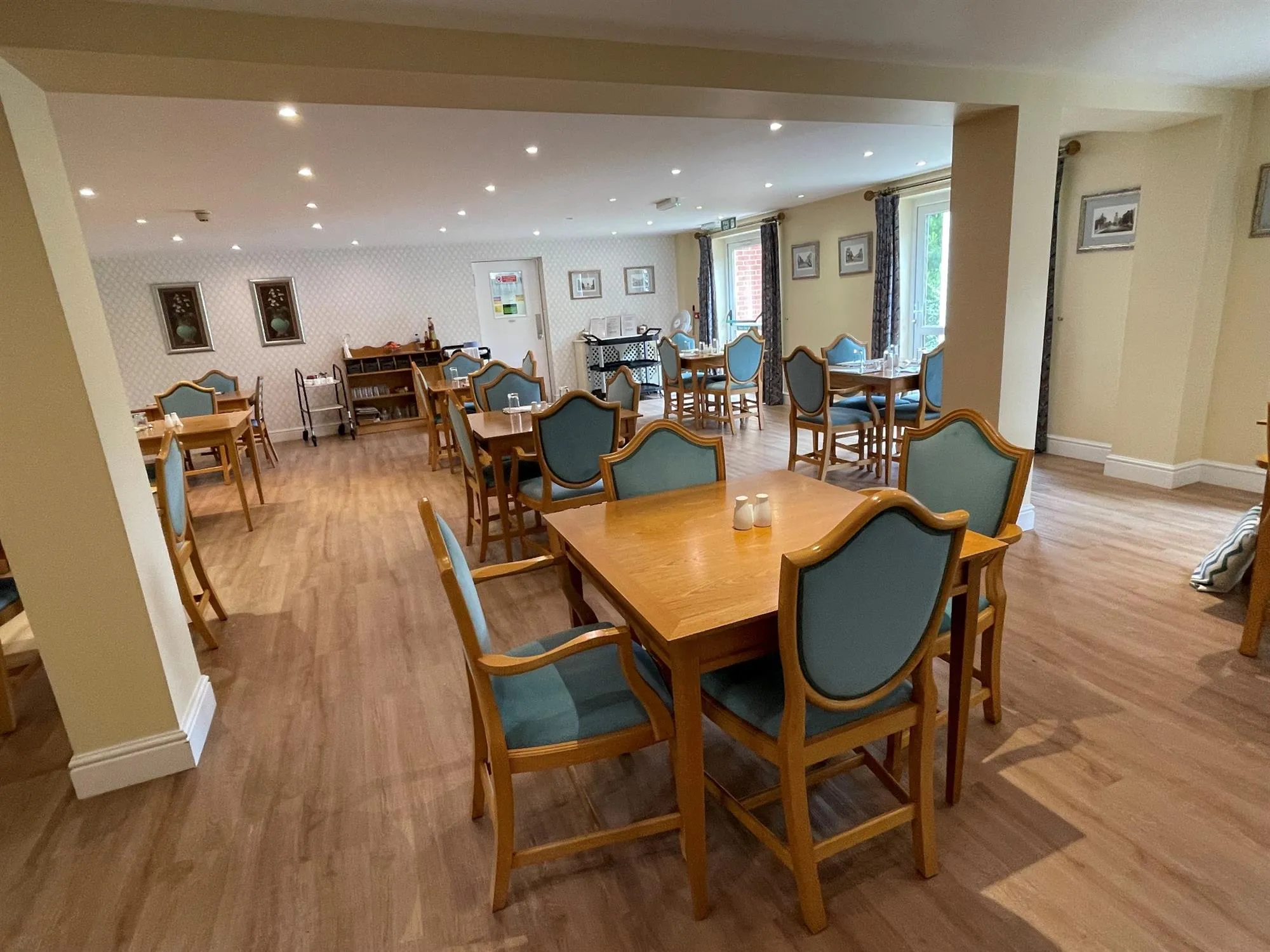 ingford Court, Lymington, 1 Bedroom Property from Pearsons Estate Agents