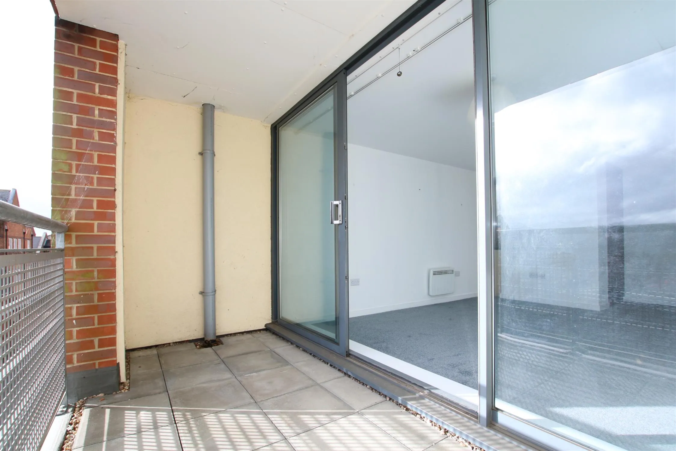 Belgarum Place, Staple Gardens, Winchester, 2 Bedroom Property from Pearsons Estate Agents
