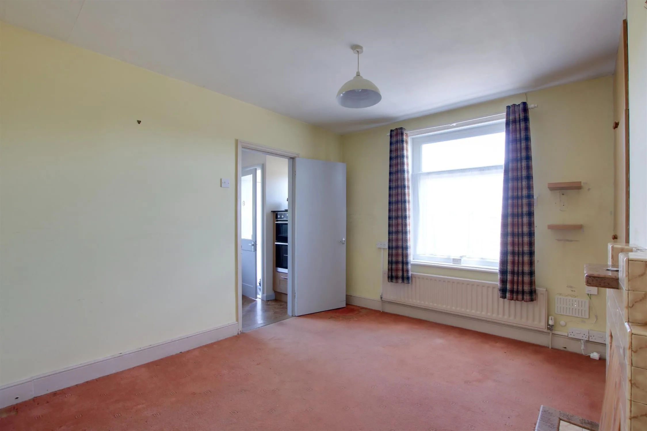 Triangle Lane, Titchfield, Fareham. Auction Guide Price £325,000., 3 Bedroom Property from Pearsons Estate Agents