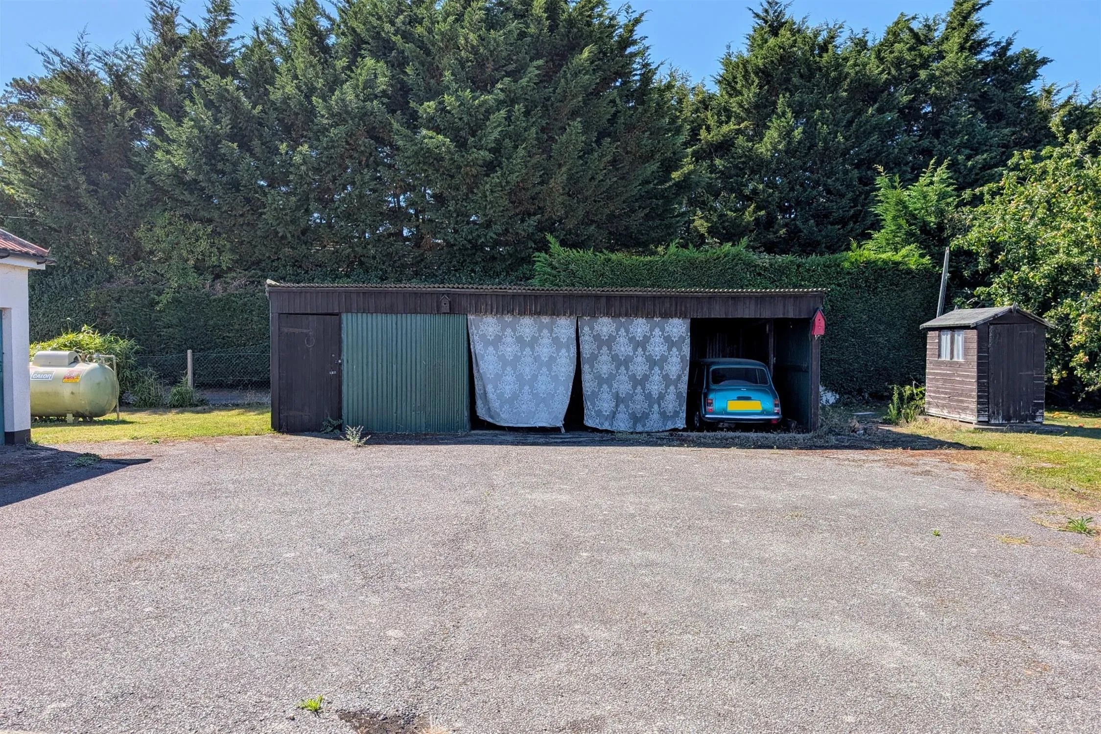 Triangle Lane, Titchfield, Fareham. Auction Guide Price £325,000., 3 Bedroom Property from Pearsons Estate Agents